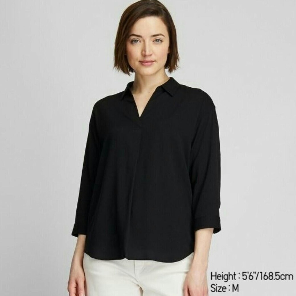 Uniqlo Rayon Skipper Collar 3/4 Sleeve Blouse